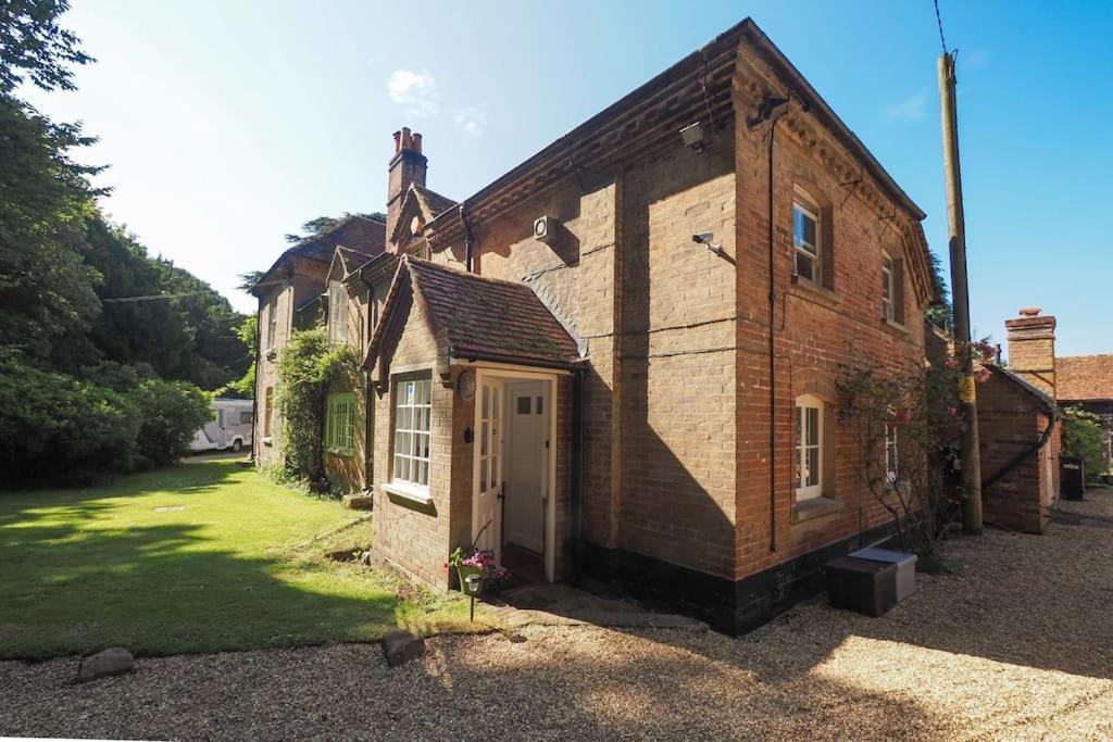 Landford'S Cottage, Your Retreat! 외부 사진
