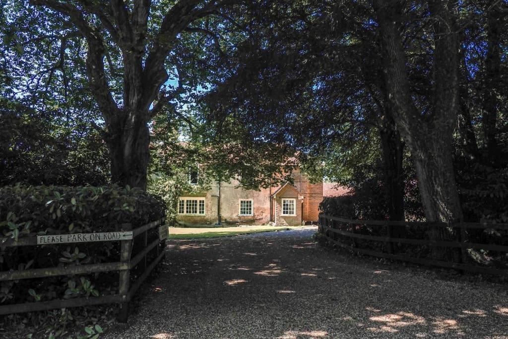 Landford'S Cottage, Your Retreat! 외부 사진