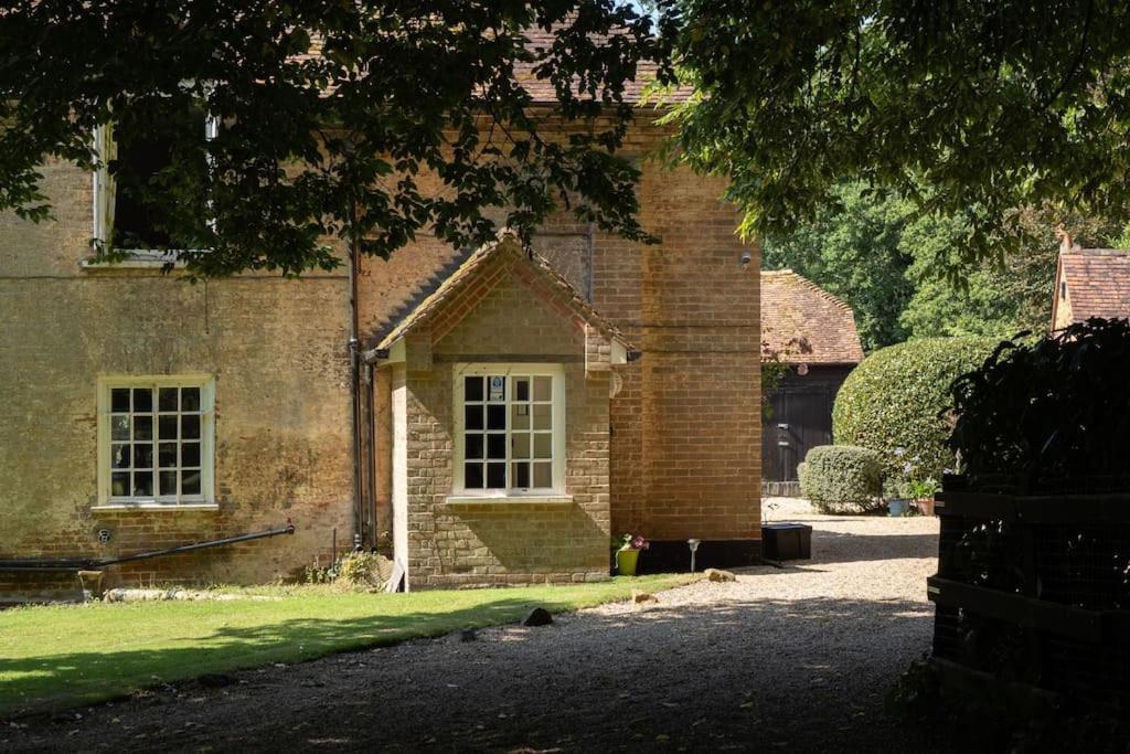 Landford'S Cottage, Your Retreat! 외부 사진