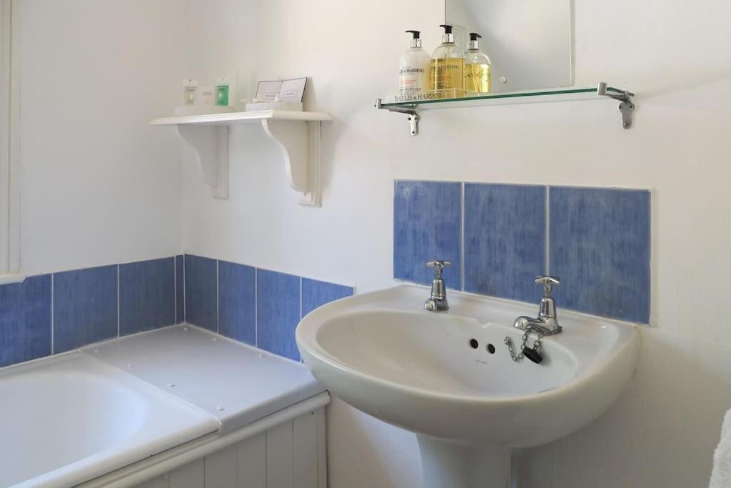 Landford'S Cottage, Your Retreat! 외부 사진